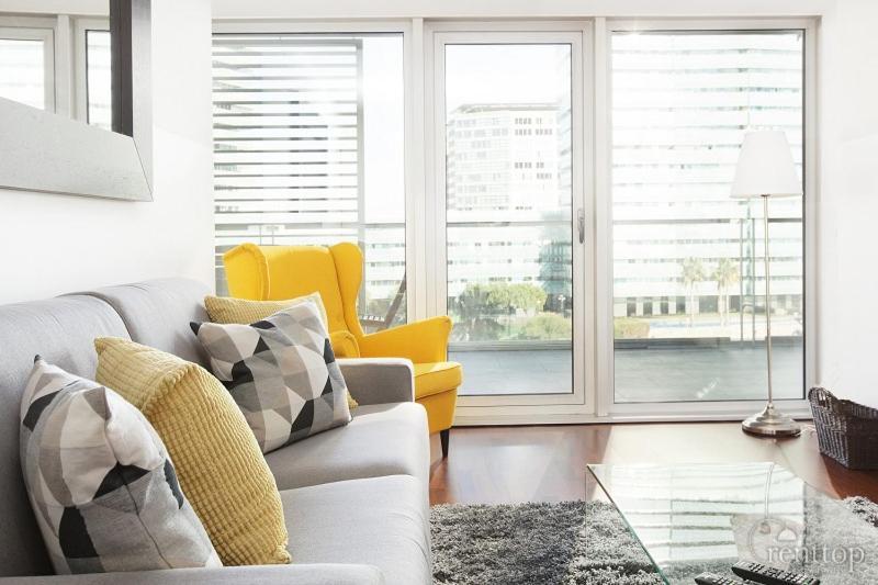 Rent Top Apartments Beach-Diagonal Mar Barcelona Buitenkant foto