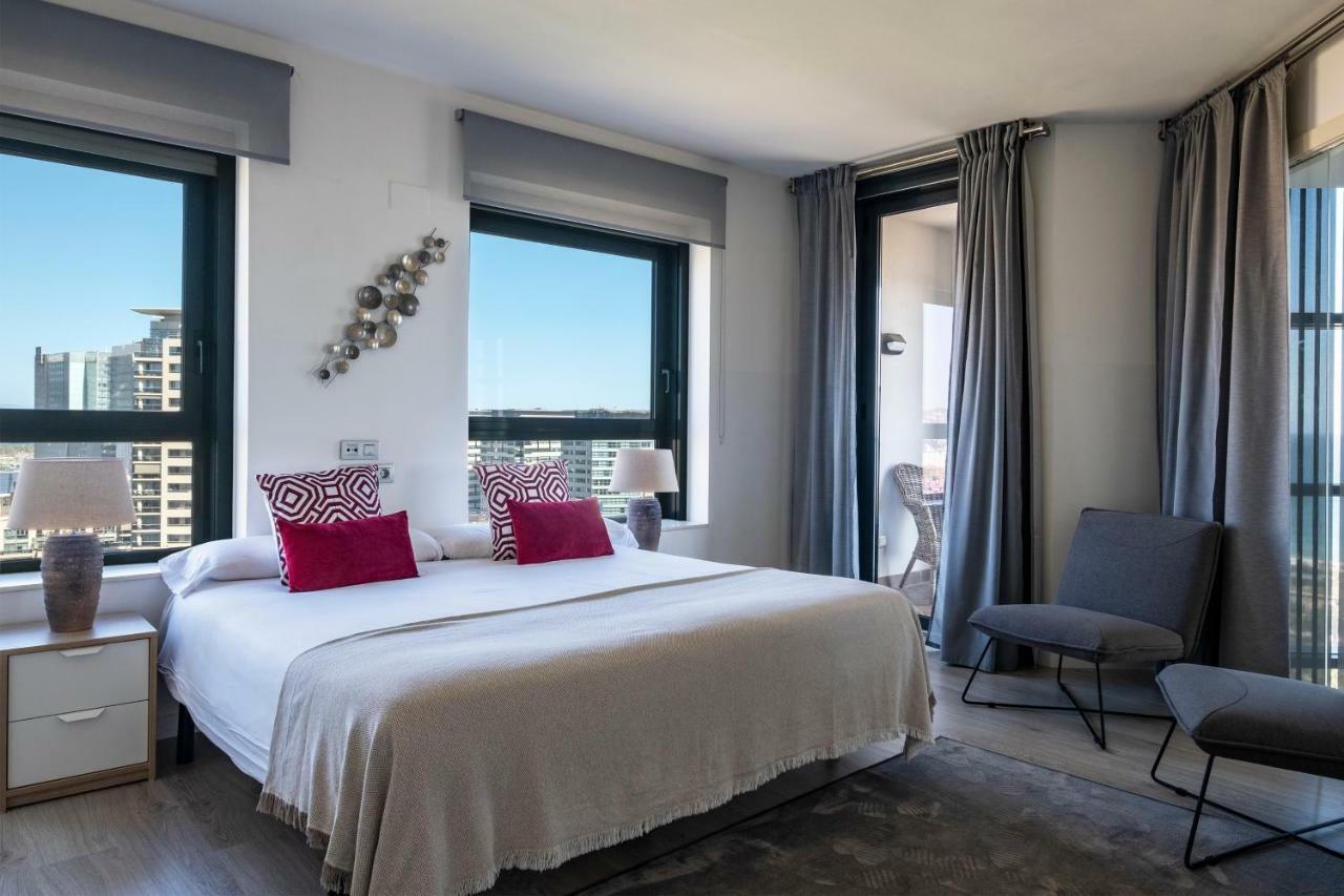 Rent Top Apartments Beach-Diagonal Mar Barcelona Buitenkant foto